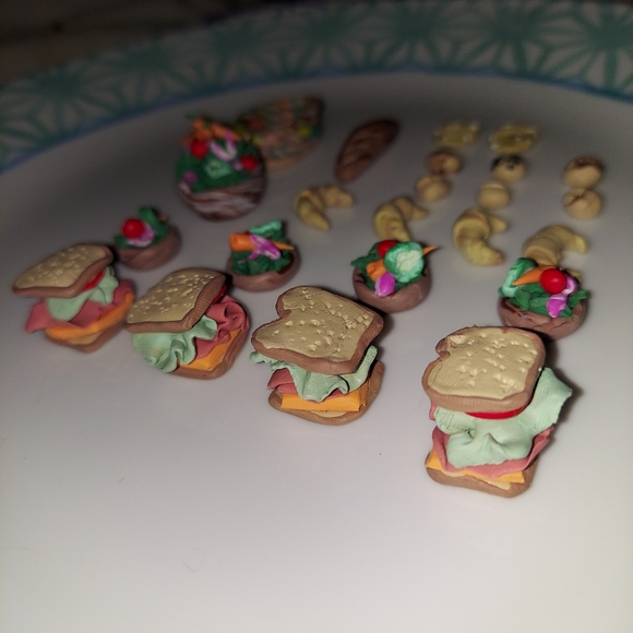 Mini polymer clay sandwich, salad and breads - Picture 5 of 6
